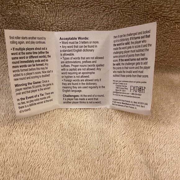 Word Shout Dice Game Travel Family Word Grabbing 2004 - Picture 4 of 7